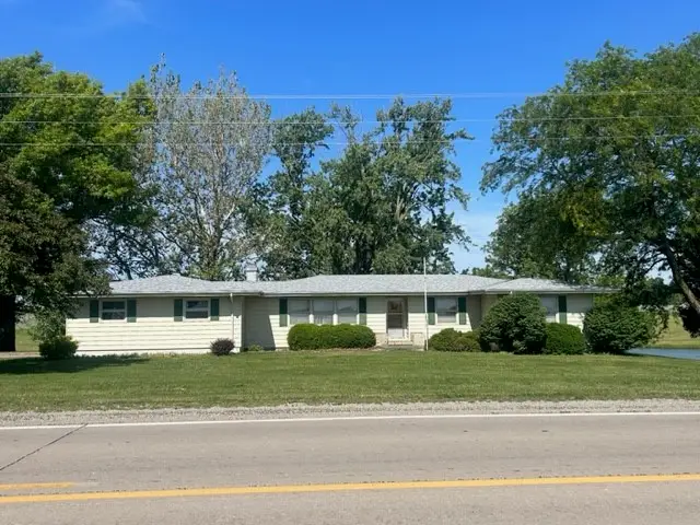 9111 T-33 Highway S, Sully, IA 50251 - #1