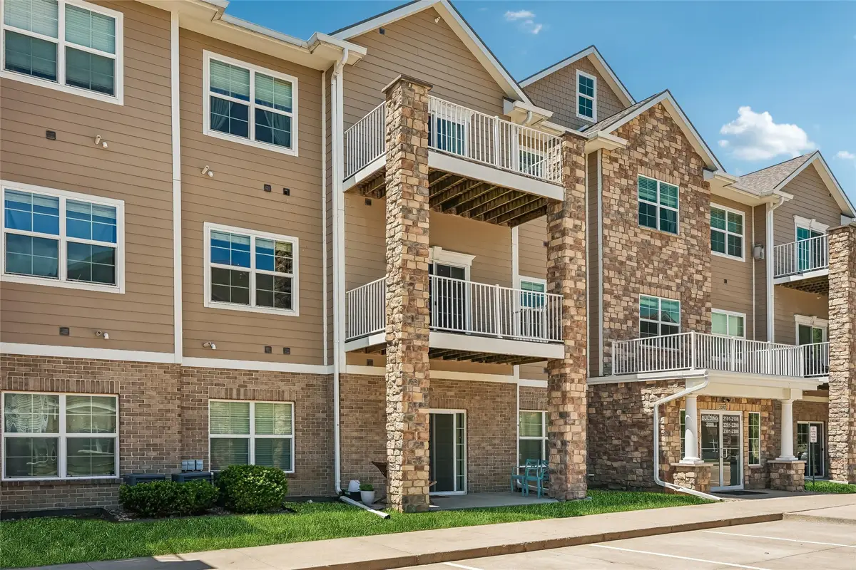 8350 Ep True Parkway #2104, West Des Moines, IA 50266 - #1