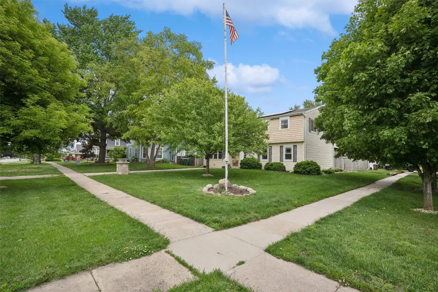 201 3rd Street Nw, Mitchellville, IA 50169 - #3