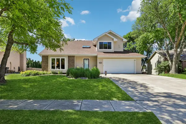 5700 Aspen Drive, West Des Moines, IA 50266