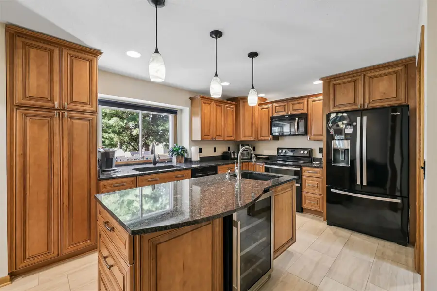 5700 Aspen Drive, West Des Moines, IA 50266 - #3