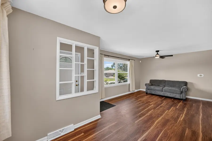 1306 Southlawn Drive, Des Moines, IA 50315 - #3