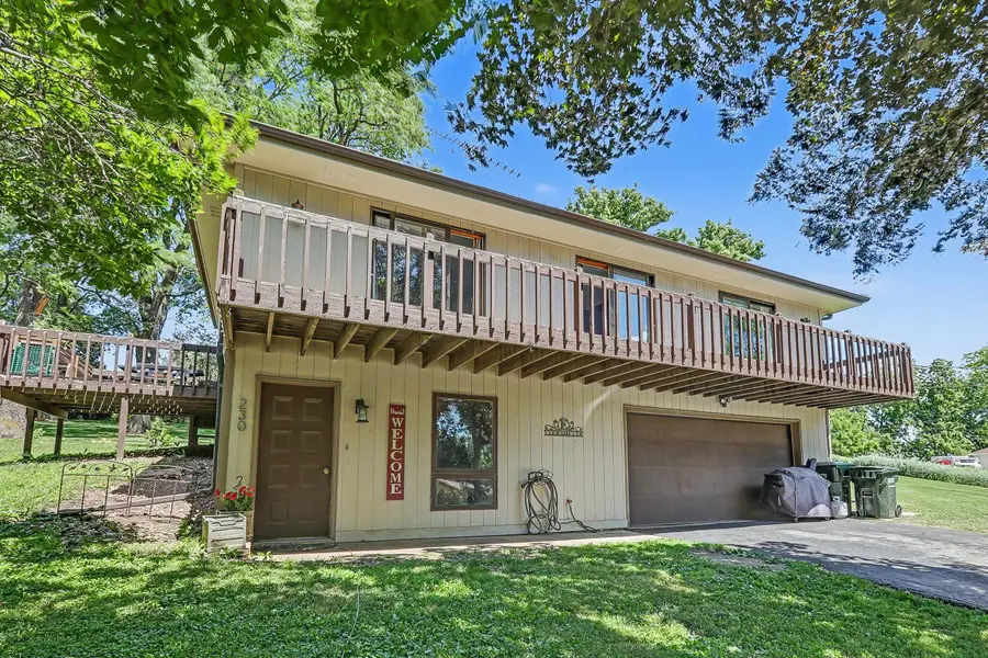 230 Keomah Village, Oskaloosa, IA 52577 - #2