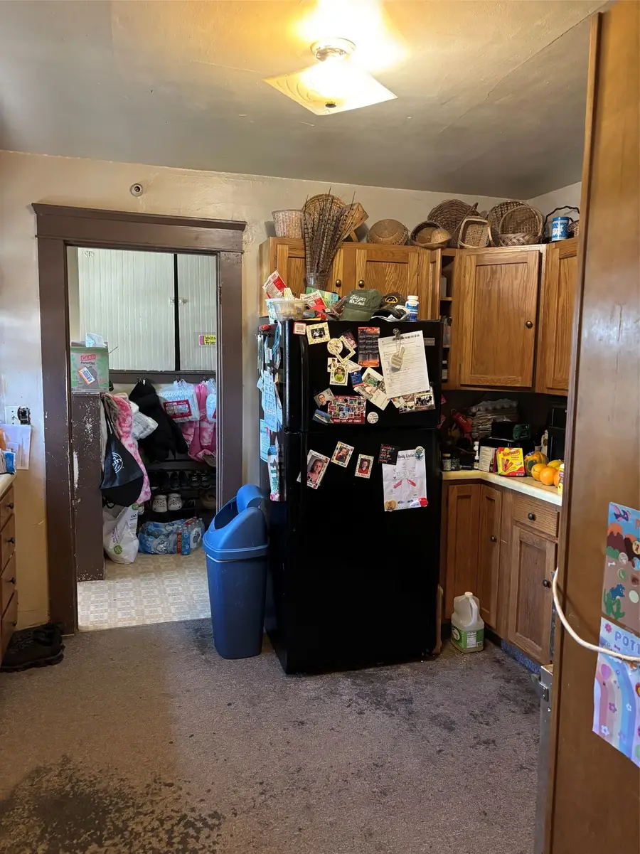 410 E 8th Street S, Newton, IA 50208 - #3