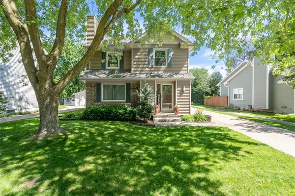 7037 Hickory Lane, Urbandale, IA 50322