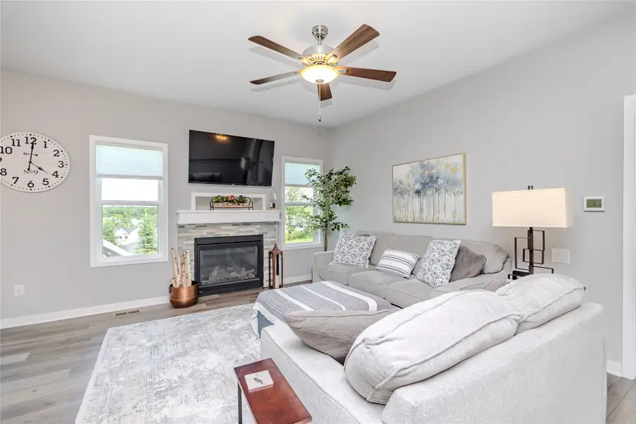 813 Pinehurst Way, Polk City, IA 50226 - #3