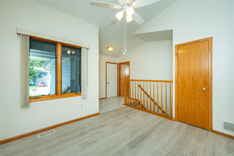 4719 71st Street, Urbandale, IA 50322 - #2