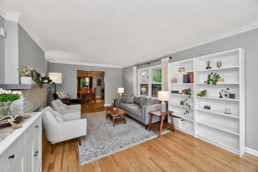 4328 Ingersoll Avenue, Des Moines, IA 50312 - #2