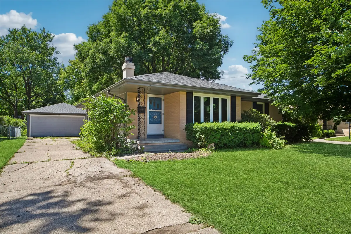 Address Withheld By Seller, Des Moines, IA 50310 - #1