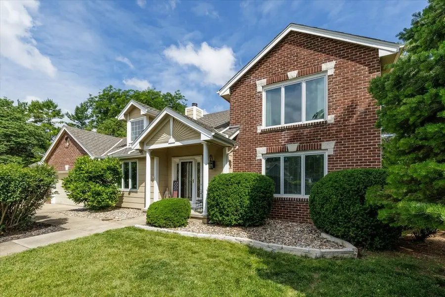 13921 Hawthorn Drive, Clive, IA 50325 - #2