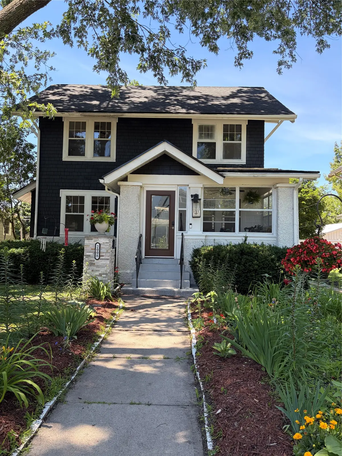 2008 York Street, Des Moines, IA 50316 - #1