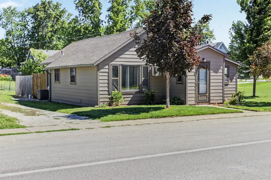 1017 Giddings Street, Kelley, IA 50134 - #2