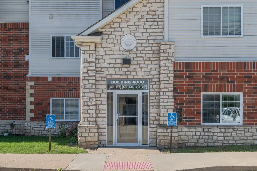6255 Beechtree Drive #4205, West Des Moines, IA 50266 - #2
