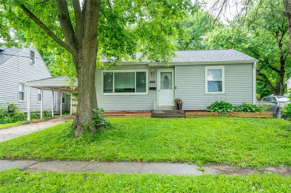 3504 27th Street, Des Moines, IA 50310