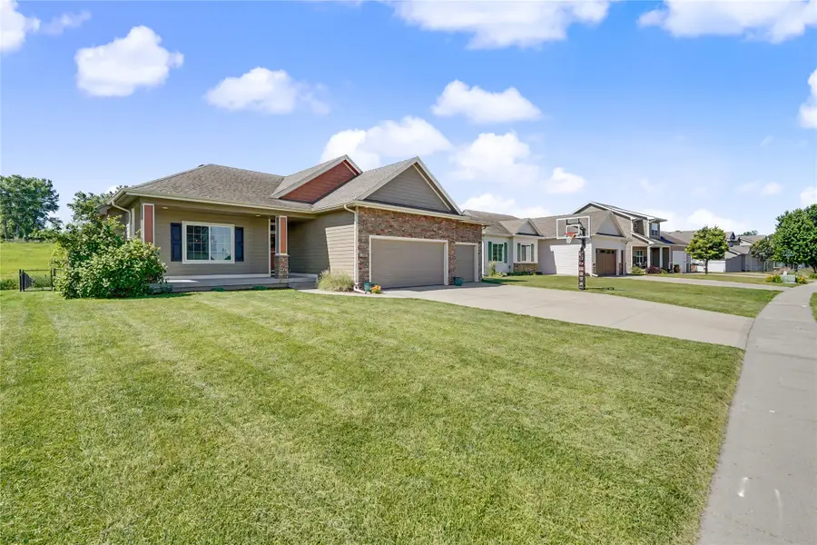 1488 Marina Cove Drive, Polk City, IA 50226 - #2