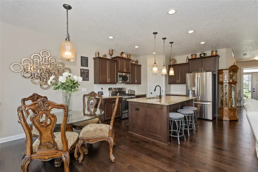 10041 Powell Avenue, Johnston, IA 50131 - #3