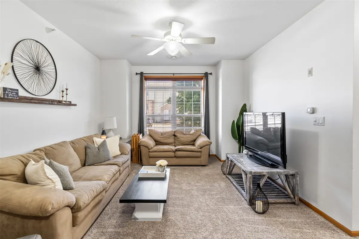 4510 Twain Circle #206, Ames, IA 50014 - #1