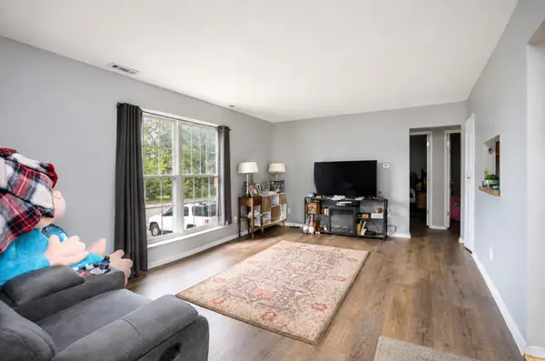 1100 E 6th Street #5, Des Moines, IA 50316