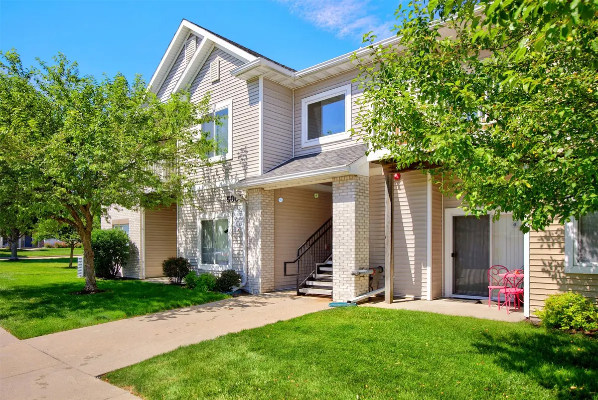 8601 Westown Parkway #5211, West Des Moines, IA 50266 - #1