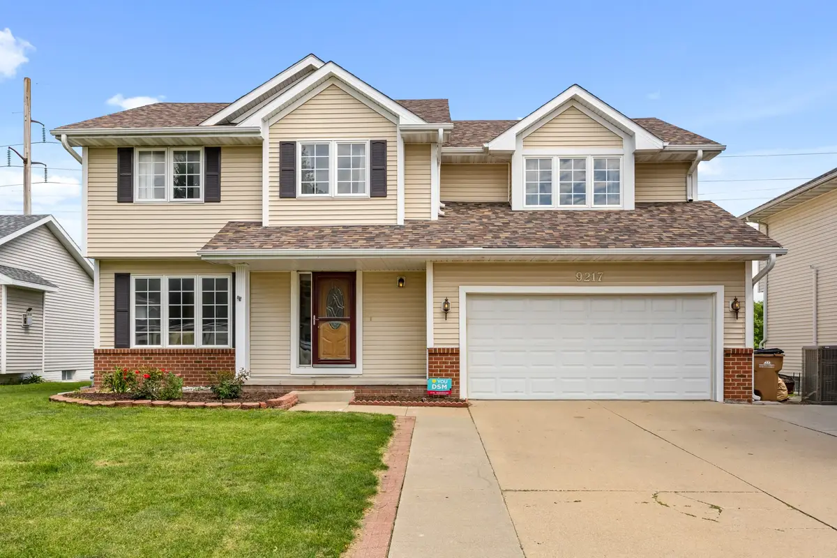 9217 Ridgeview Drive, Johnston, IA 50131 - #1