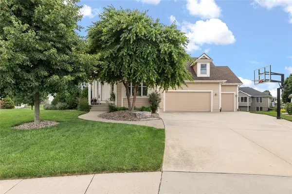 1104 NW Gabus Circle, Grimes, IA 50111
