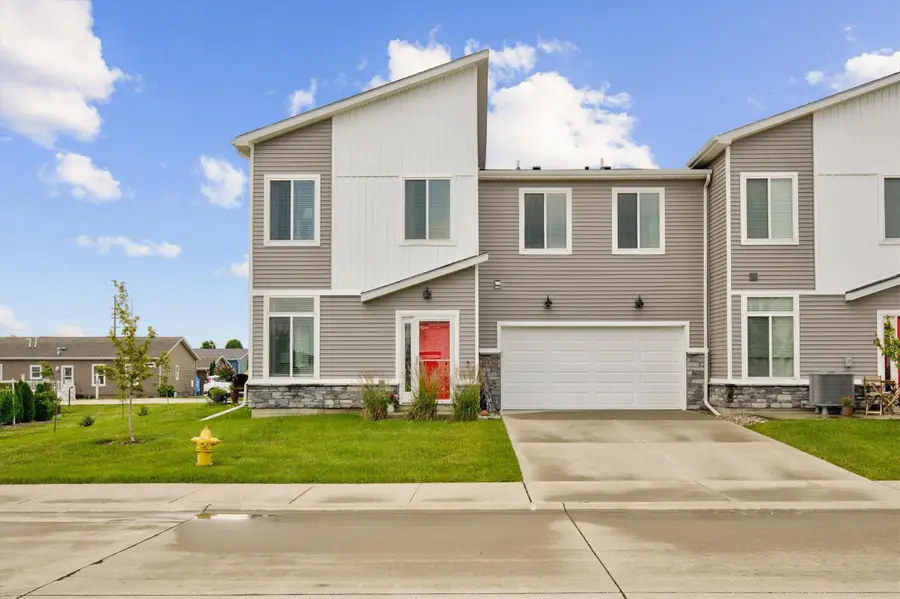 9536 Capstone Court, West Des Moines, IA 50266 - #2
