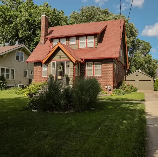 1541 48th Street, Des Moines, IA 50311