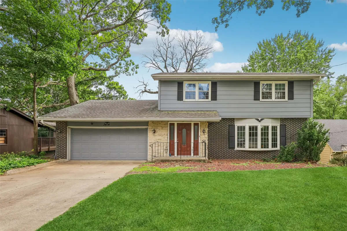 3414 Skyline Drive, Des Moines, IA 50310 - #1