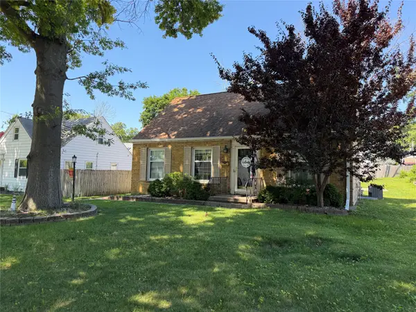 732 10th Street, West Des Moines, IA 50265