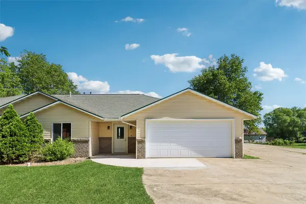1111 Oak Street, Guthrie Center, IA 50115