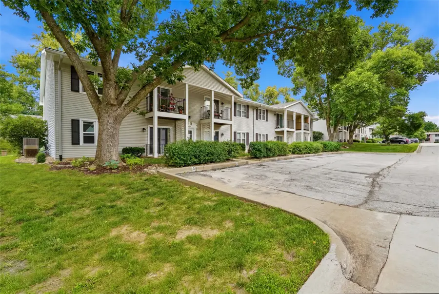 1240 49th Street #6, West Des Moines, IA 50266 - #3