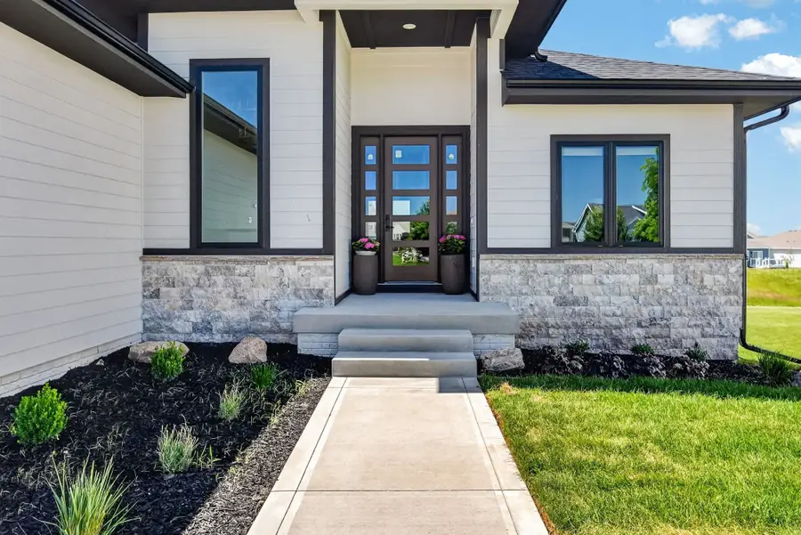 1005 Spruce Street, Waukee, IA 50263 - #2