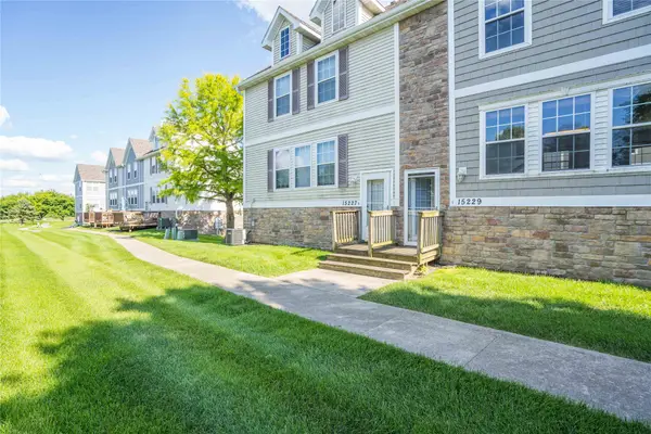 15229 Alpine Drive, Urbandale, IA 50323