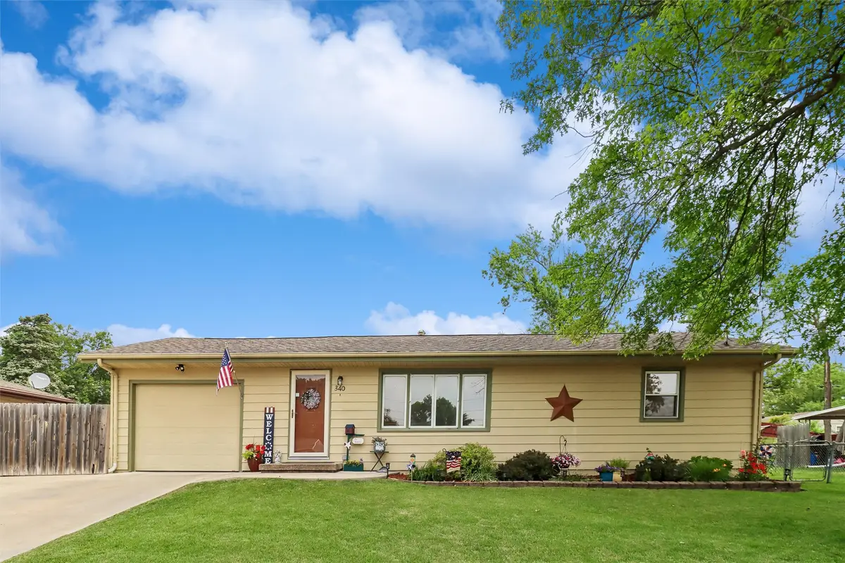 340 Gepke Parkway, Des Moines, IA 50320 - #1