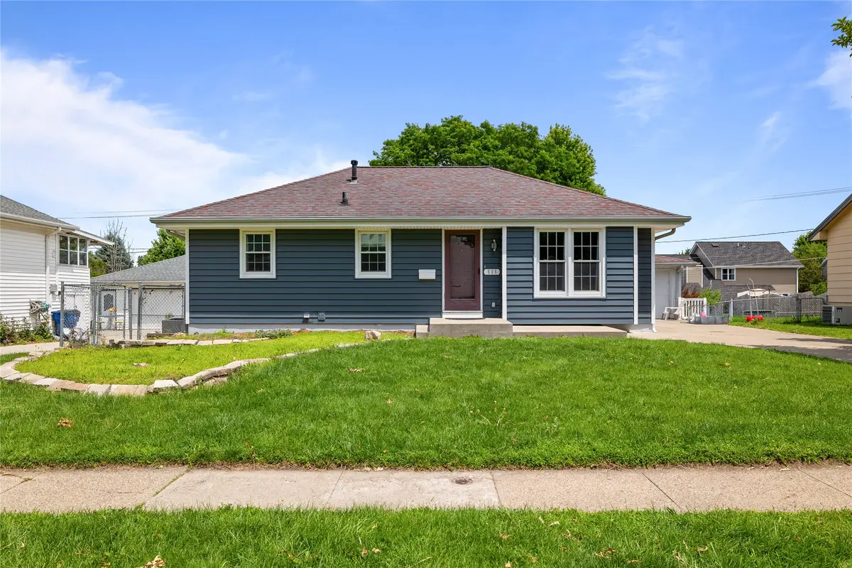 605 SE Trilein Drive, Ankeny, IA 50021 - #1