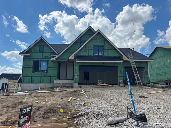 1393 S Lotus Place, West Des Moines, IA 50266