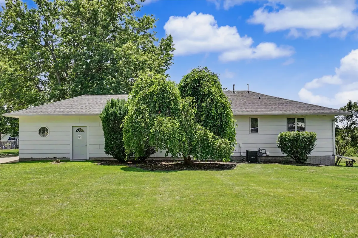 316 E Grace Street, Osceola, IA 50213 - #1