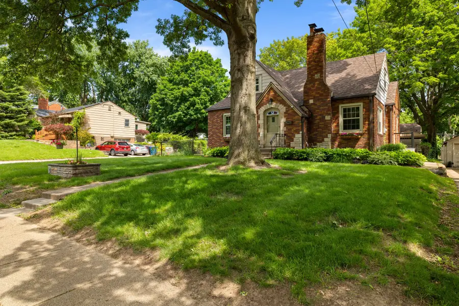 1305 Creston Avenue, Des Moines, IA 50315 - #3