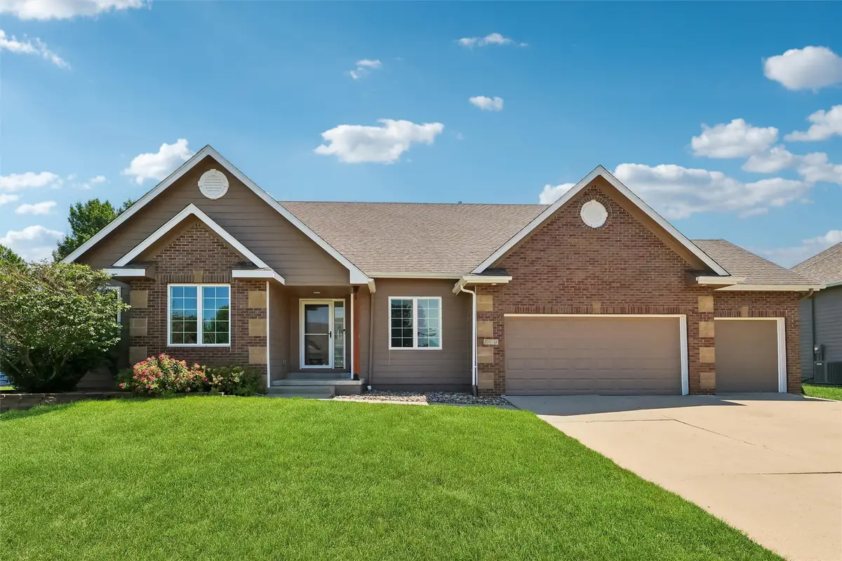 3105 NE Huntington Lane, Ankeny, IA 50021 - #1