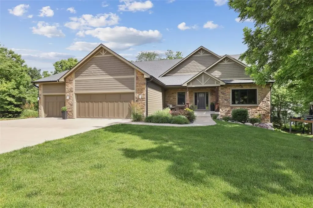 6267 Enclave Circle, Johnston, IA 50131 - #1