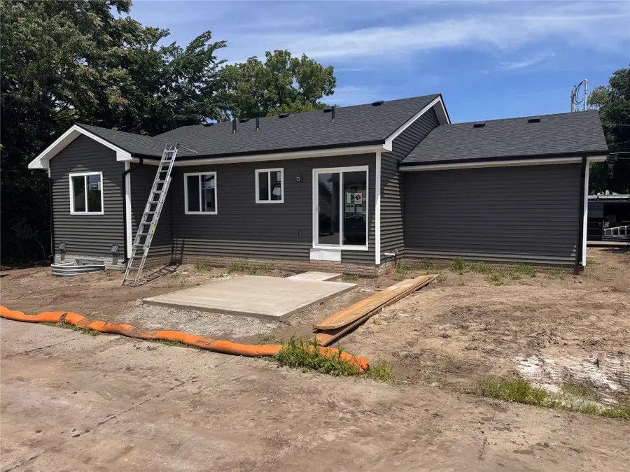 225 Arthur Avenue, Des Moines, IA 50313 - #2