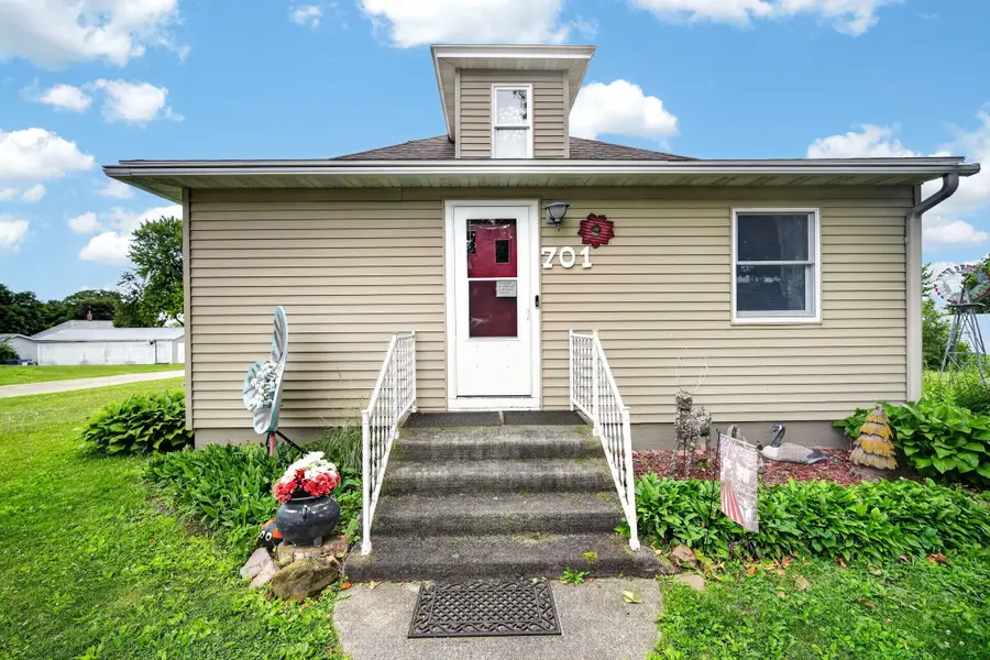 701 Main Street, Bagley, IA 50026 - #2