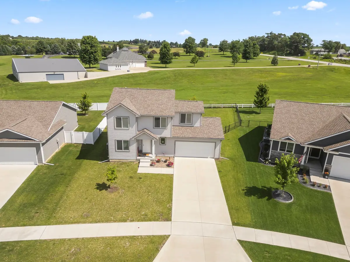 2428 Sunview Drive, Granger, IA 50109 - #1