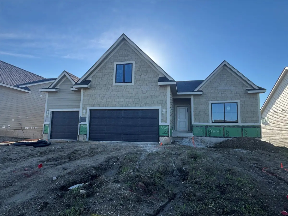 4705 177th Street, Urbandale, IA 50323 - #1