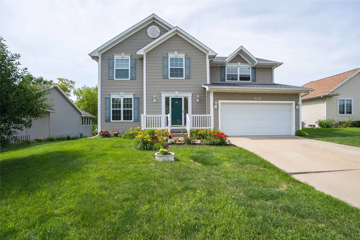 909 SE 5th Street, Ankeny, IA 50021 - #1