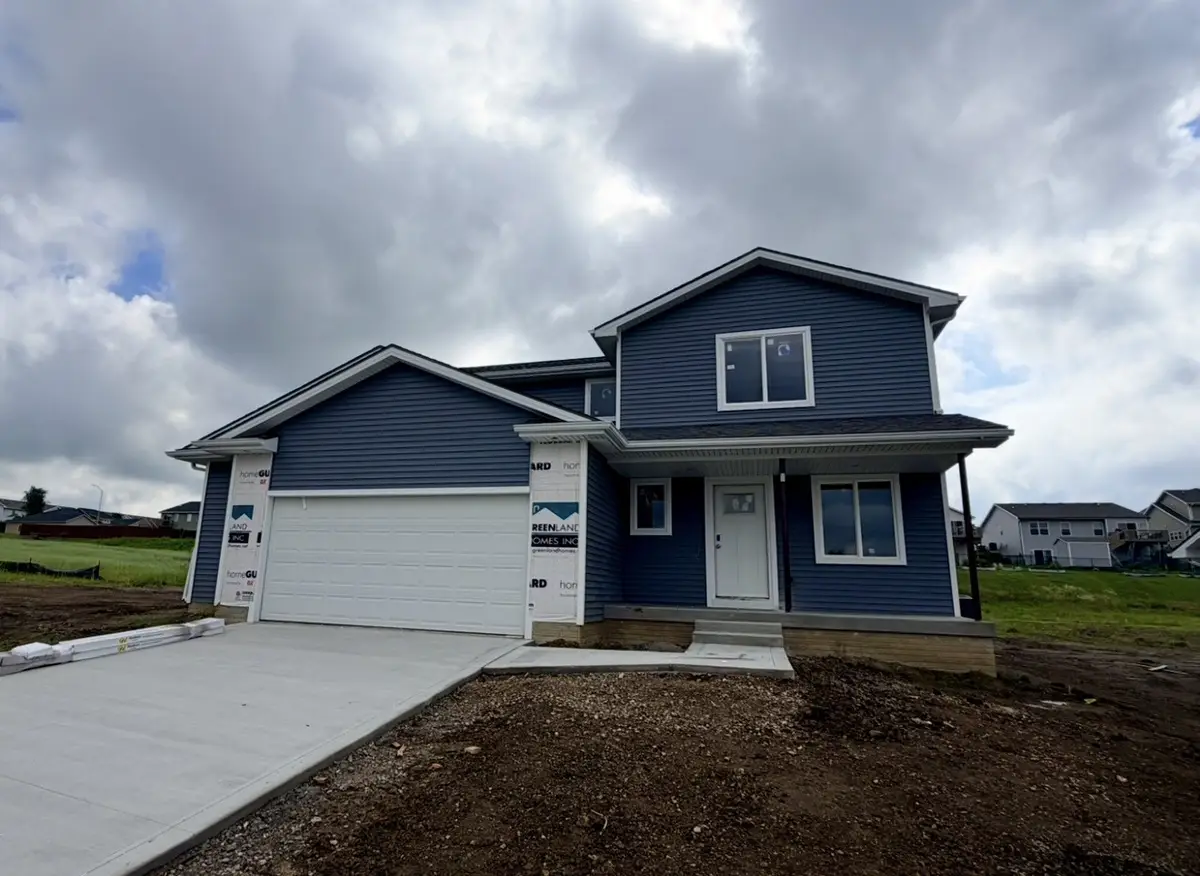 212 Canyon Drive, Norwalk, IA 50211 - #1