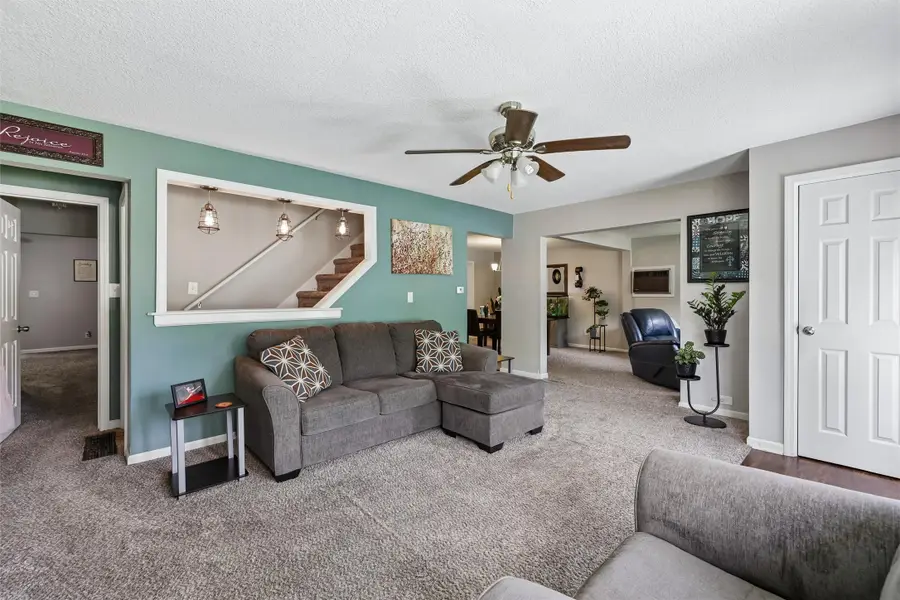 7404 SW 17th Street, Des Moines, IA 50315 - #3