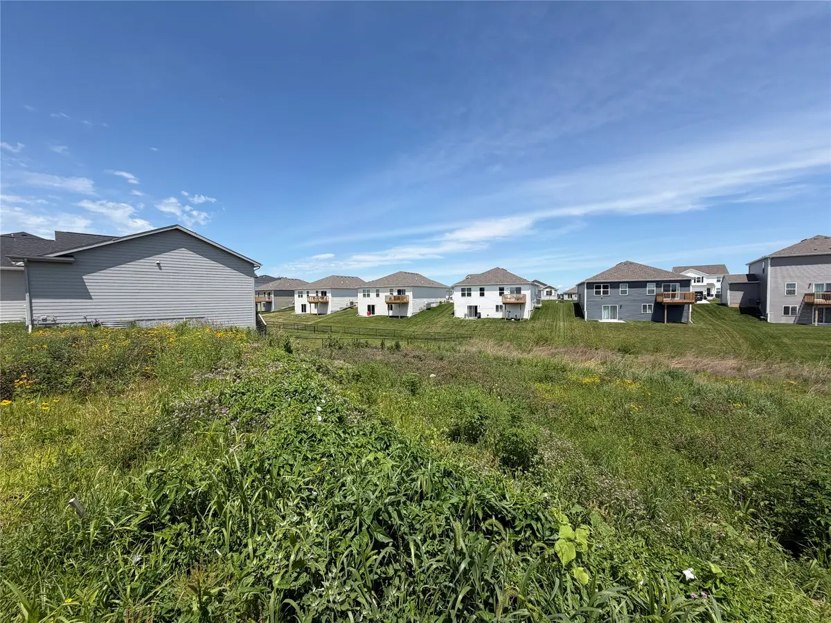 2907 Oak Street, Norwalk, IA 50211 - #1