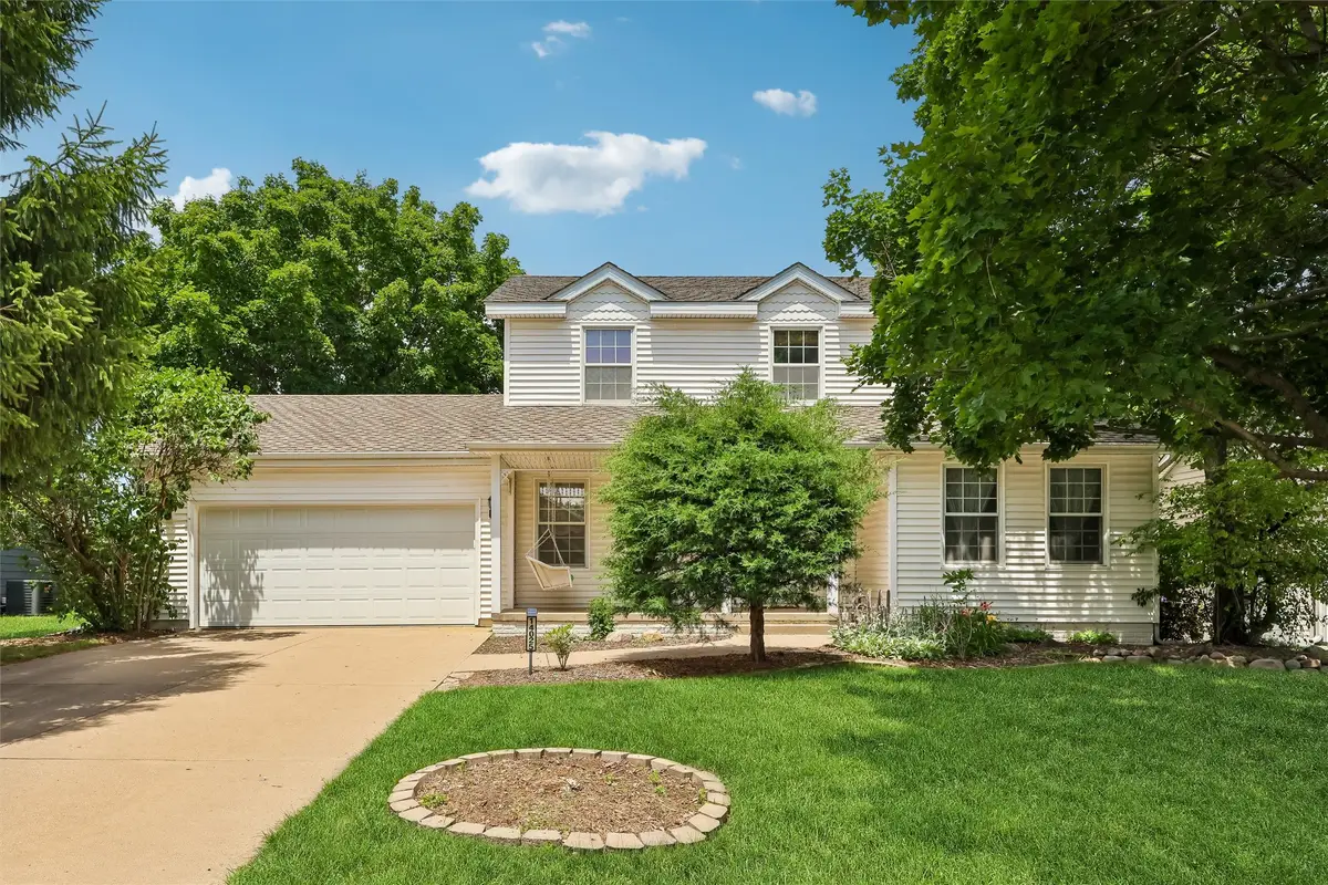 14025 Summit Drive, Clive, IA 50325 - #1