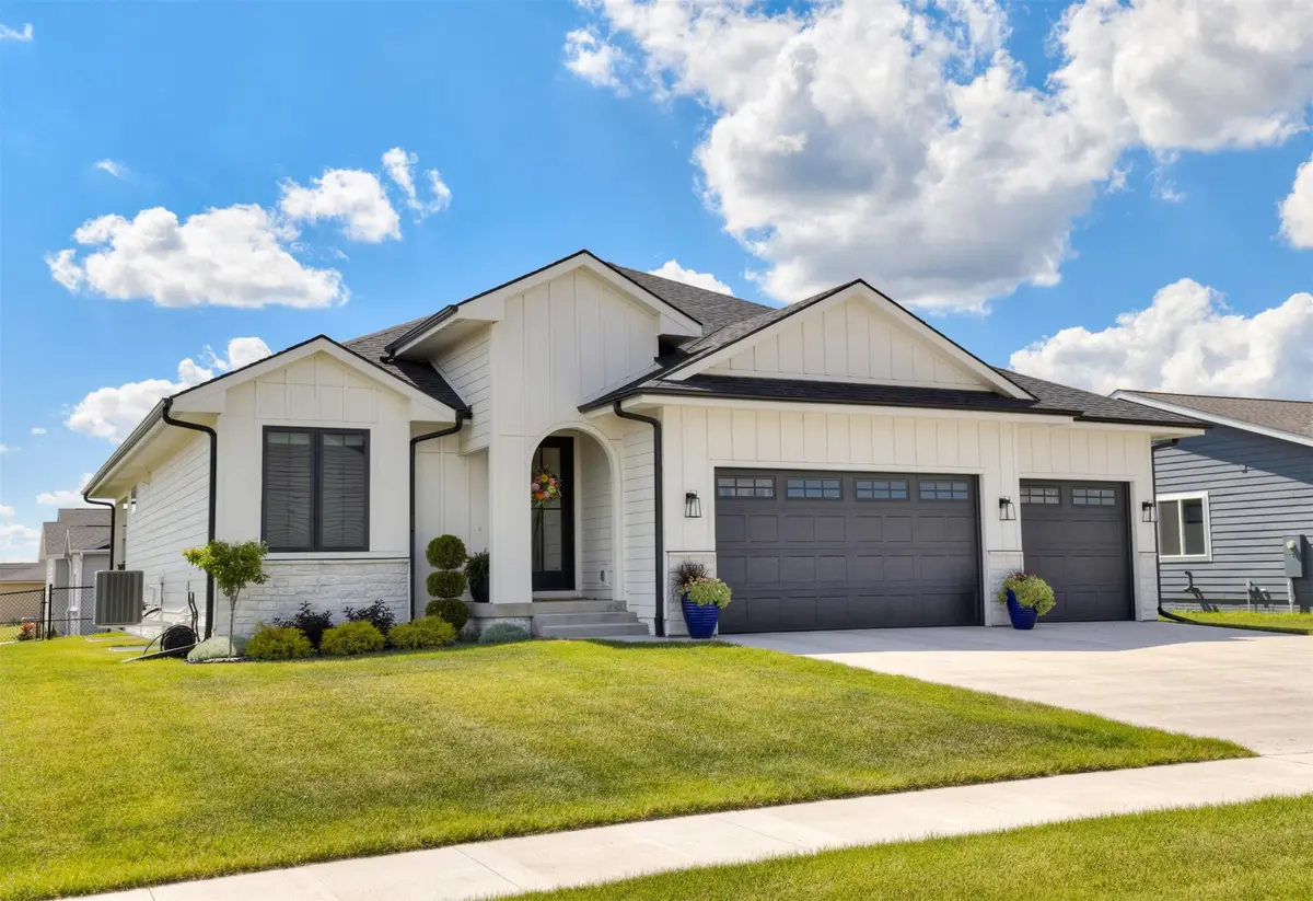 1300 Deer Ridge Drive Nw, Bondurant, IA 50035 - #1